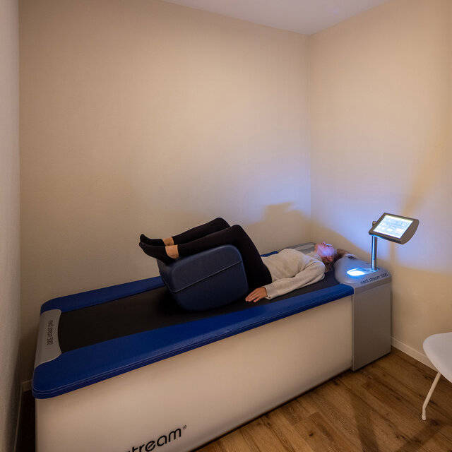Massageliege Wasserbett